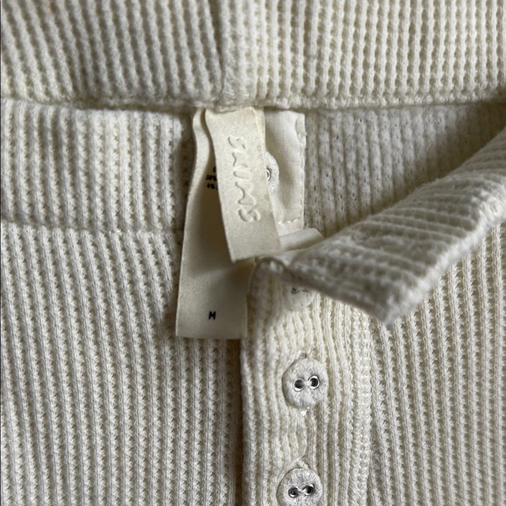 Skims Cream Waffle Short Sz M - Picture 2 of 4